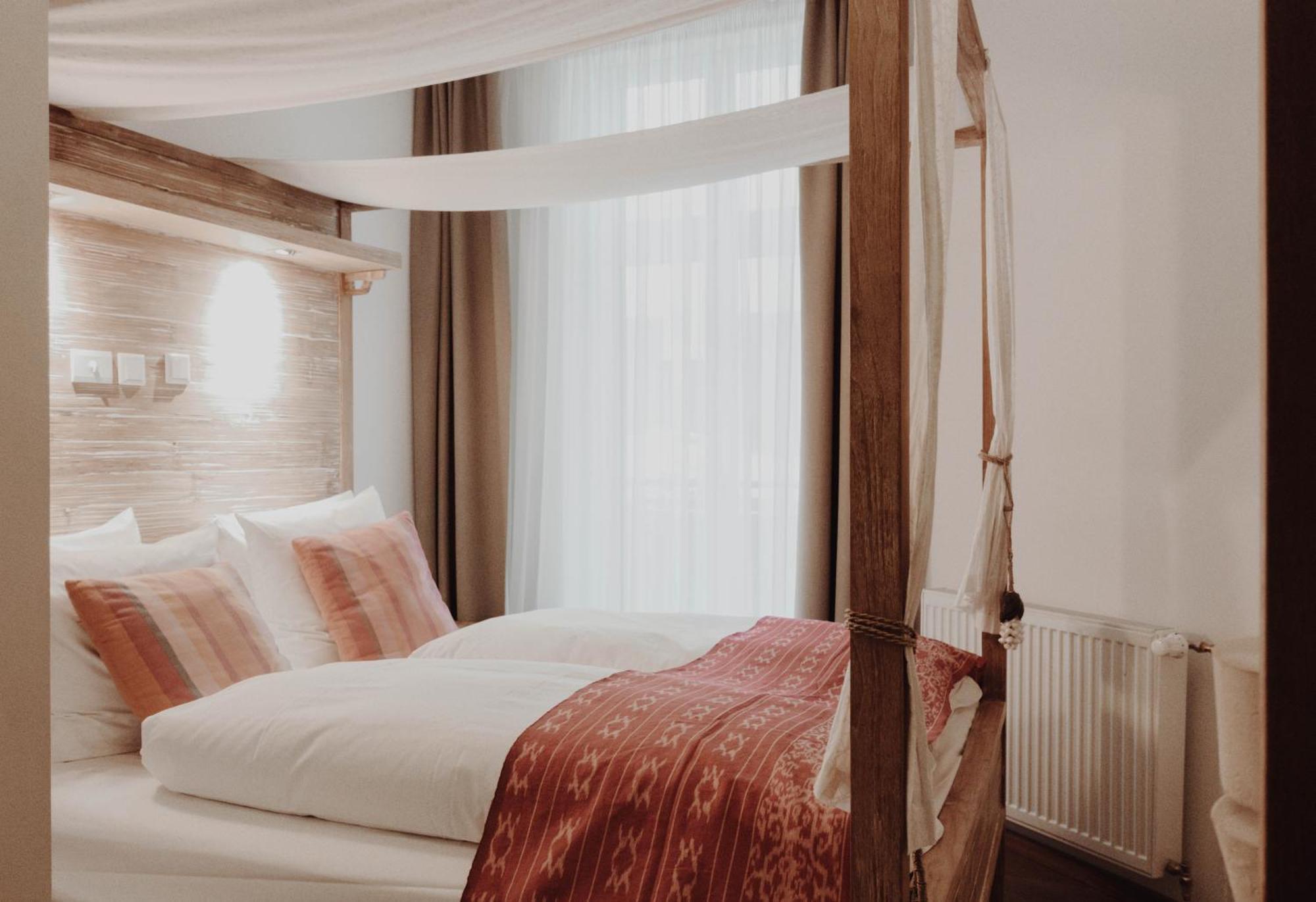 Lulu Guldsmeden Hotel Берлин Екстериор снимка